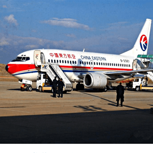 义乌空运公司航空快运业稳步发展的原因是什么？